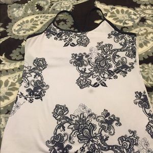 Lululemon Power Y Size 8