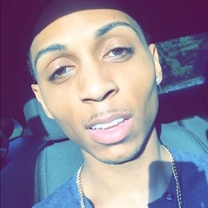 Meet your Posher, Armani