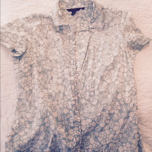 Feminine Boden short sleeve blouse