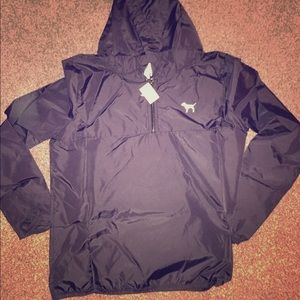 VS rain jacket pullover