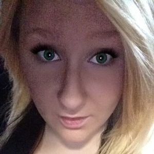 Meet your Posher, Charline