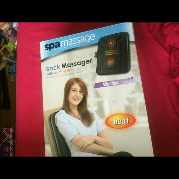 Back massager with soothing heat