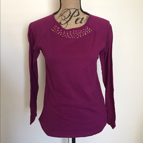 Xhilaration Tops - ❗️SOLD❗️Dark Pink Top