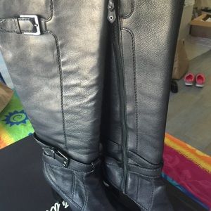 Black Cole Haan boots with Nike Air technology