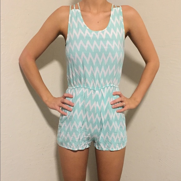 SOLD - Picture 3 of 4