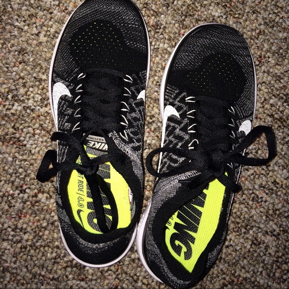 Nike Shoes - Nike flyknits
