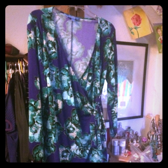 A Simply Vera Wang wrap dress