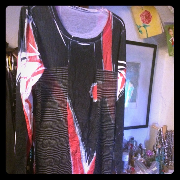 An Elvislaskin tunic