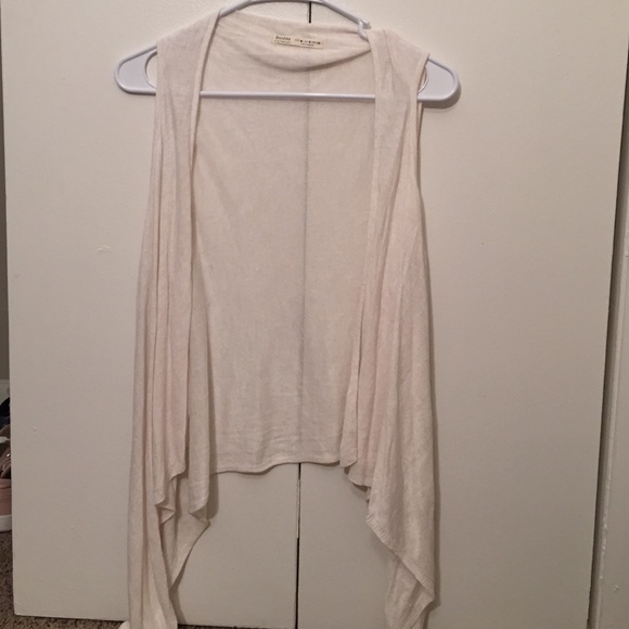 Cream bersheka cardigan