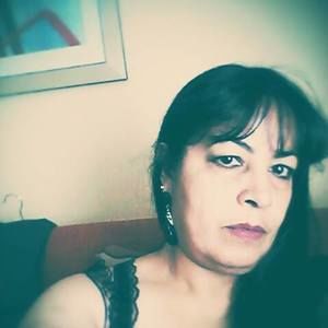 Meet your Posher, Elena