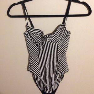 American apparel leotard size small