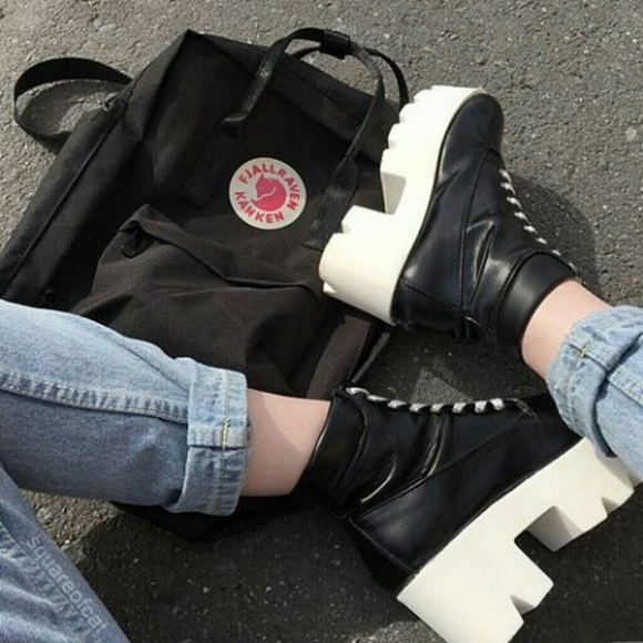 Meet your Posher, Emma