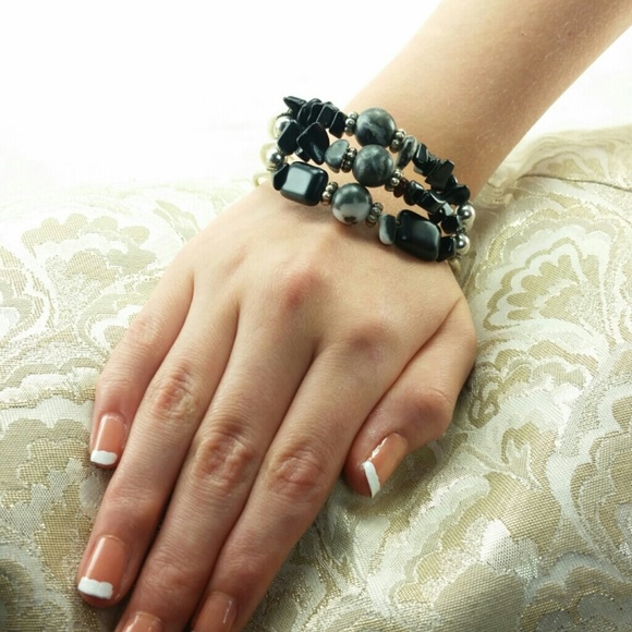 Black, GRAY White Dolomite / Black  Onyx Bracelet