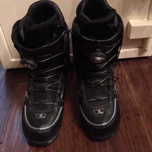Snowboarding Boots!!