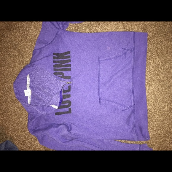 VS half zip