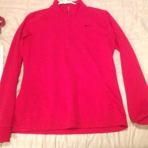 NIKE half zip pullover