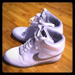 NWOT- Nike Wedges High Top Tennis Shoes AIR FORCE