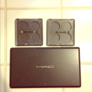 MAC Pro Palette. Holds MAC eyeshadow inserts