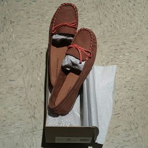 Audrey Brooke Cognac moccasin flats size 10