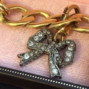 Juicy couture bow