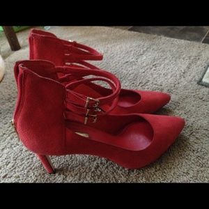 Suede heels 👠 SOLD