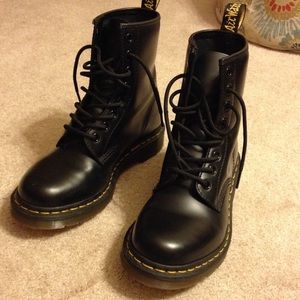 Dr. Martens AirWair size 7