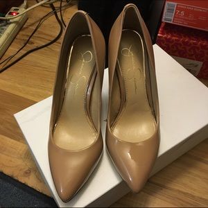 Jessica Simpson calexico pump nude