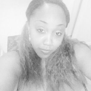 Meet your Posher, Denise