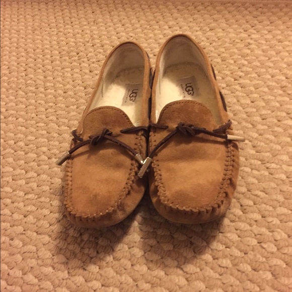 UGG shearling lined moccasins- great condition!
