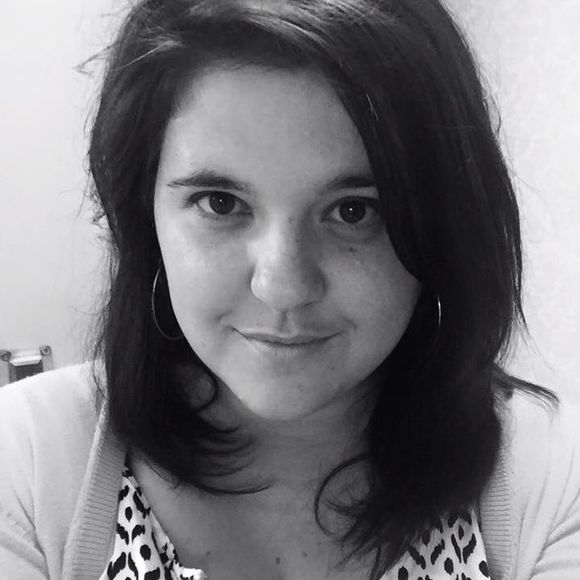 Meet your Posher, Amber - Picture 1 of 1