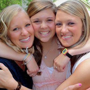 Meet your Posher, Lauren