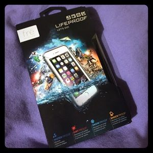 iPhone 6/6s LIFEPROOF case🎃