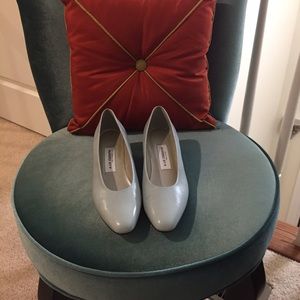 Liz Claiborne classy shoes...baby blue in color.
