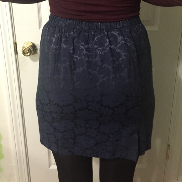 Skirt - Picture 3 of 4
