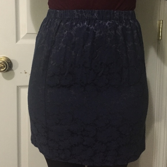 Skirt - Picture 2 of 4