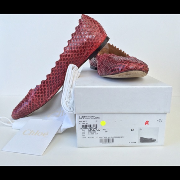 SOLD!! CHLOE scalloped Lauren ballet flats w/box. - Picture 1 of 4
