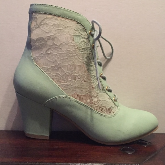 Mint Green Booties! - Picture 2 of 4