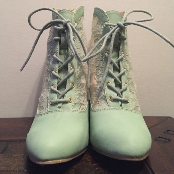 Mint Green Booties! - Picture 4 of 4