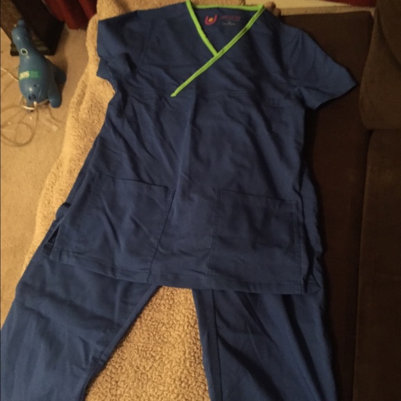 Urbane Scrubs