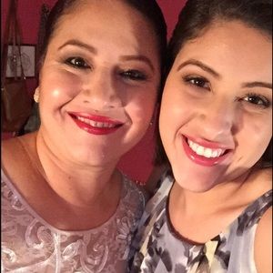 Meet your Posher, Rocio