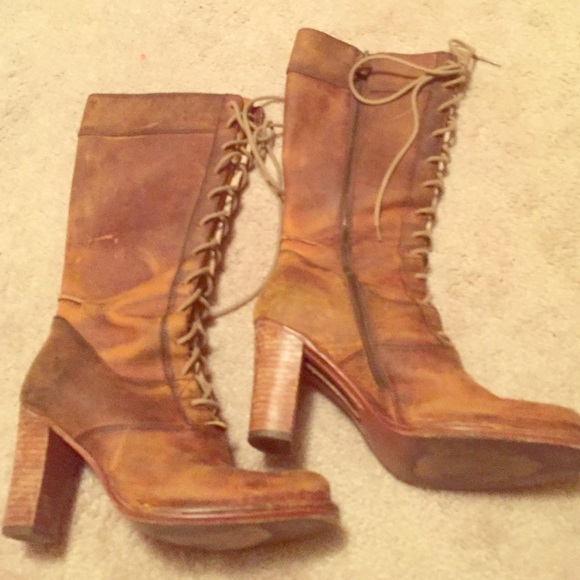 Frye Villager Lace Up Boots - Brown Distressed- 8