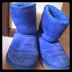 Nice warm Blue uggs #uggs