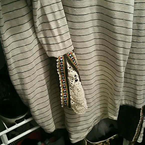 Buckle brand top euc - Picture 2 of 3