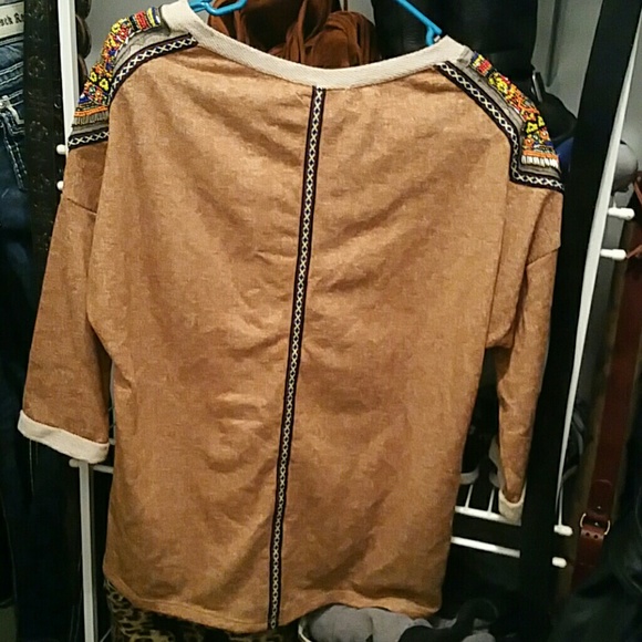 Buckle  top new with tags - Picture 3 of 3