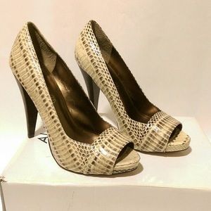 Aldo Black River Open Toe Pumps...Sz: 37B