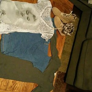 3 shirts & booties bundle