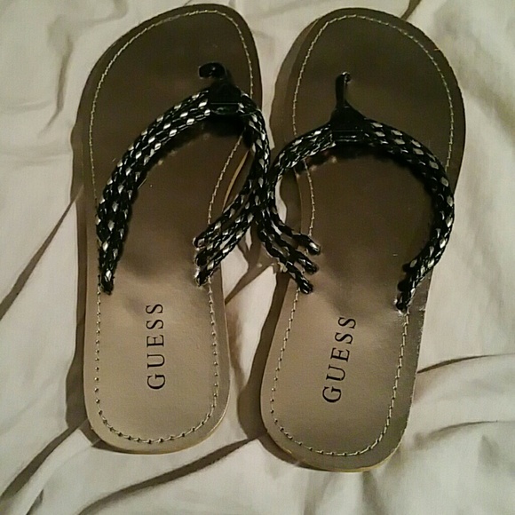 Guess flip flops