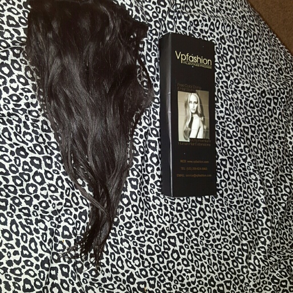 Clip in Human Hair Extensions 16-18 inches! - Picture 3 of 4