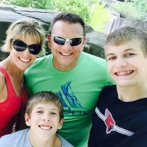 Meet your Posher, Kara