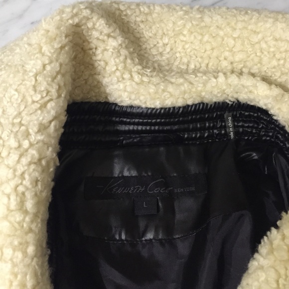 Kenneth Cole black puffer - Picture 3 of 4